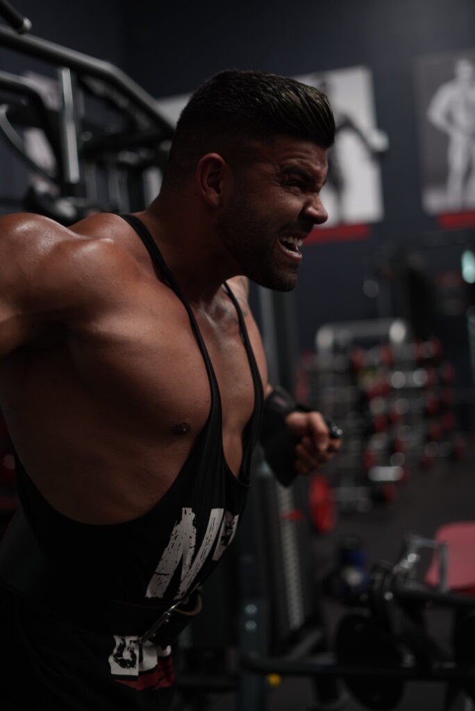 gym in miami. Workout at Pro Bodytech Empire gym.
